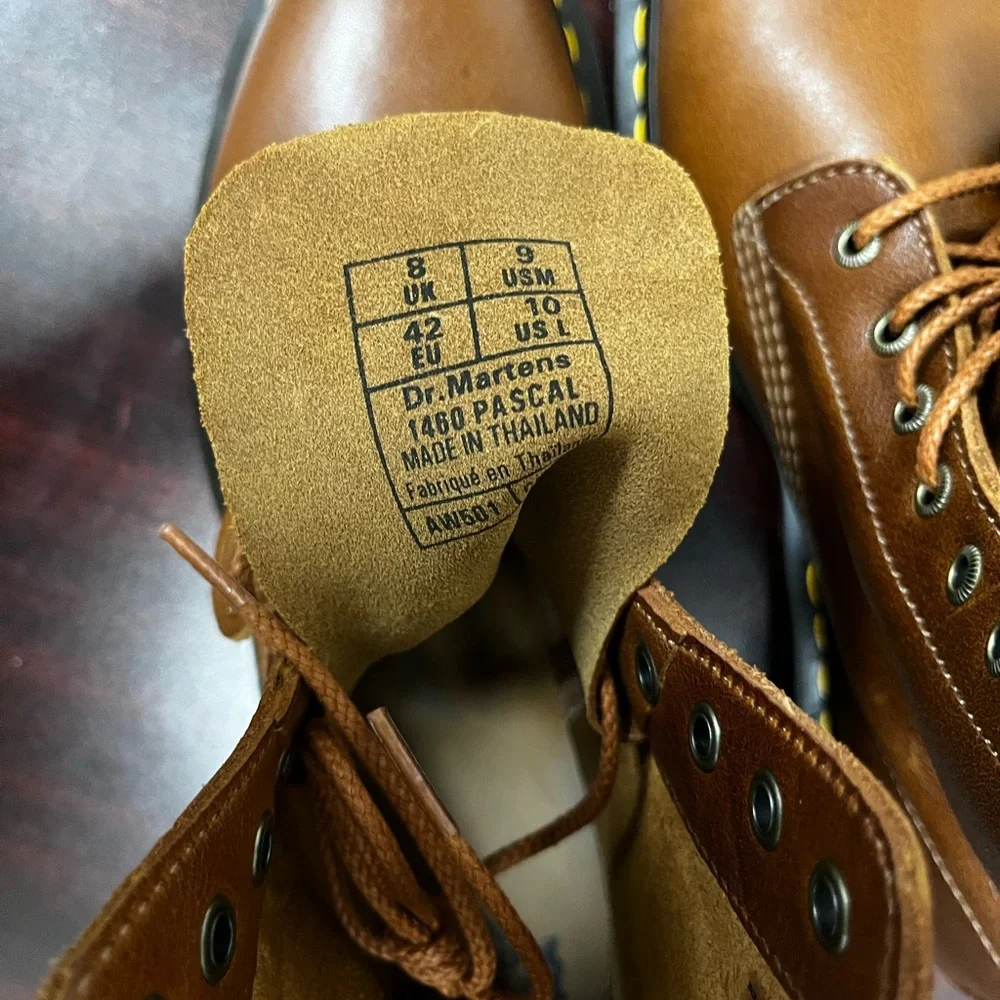 NWT. Doc Martens 1460 Charles F Stead. Men size 9. - Picture 3 of 6
